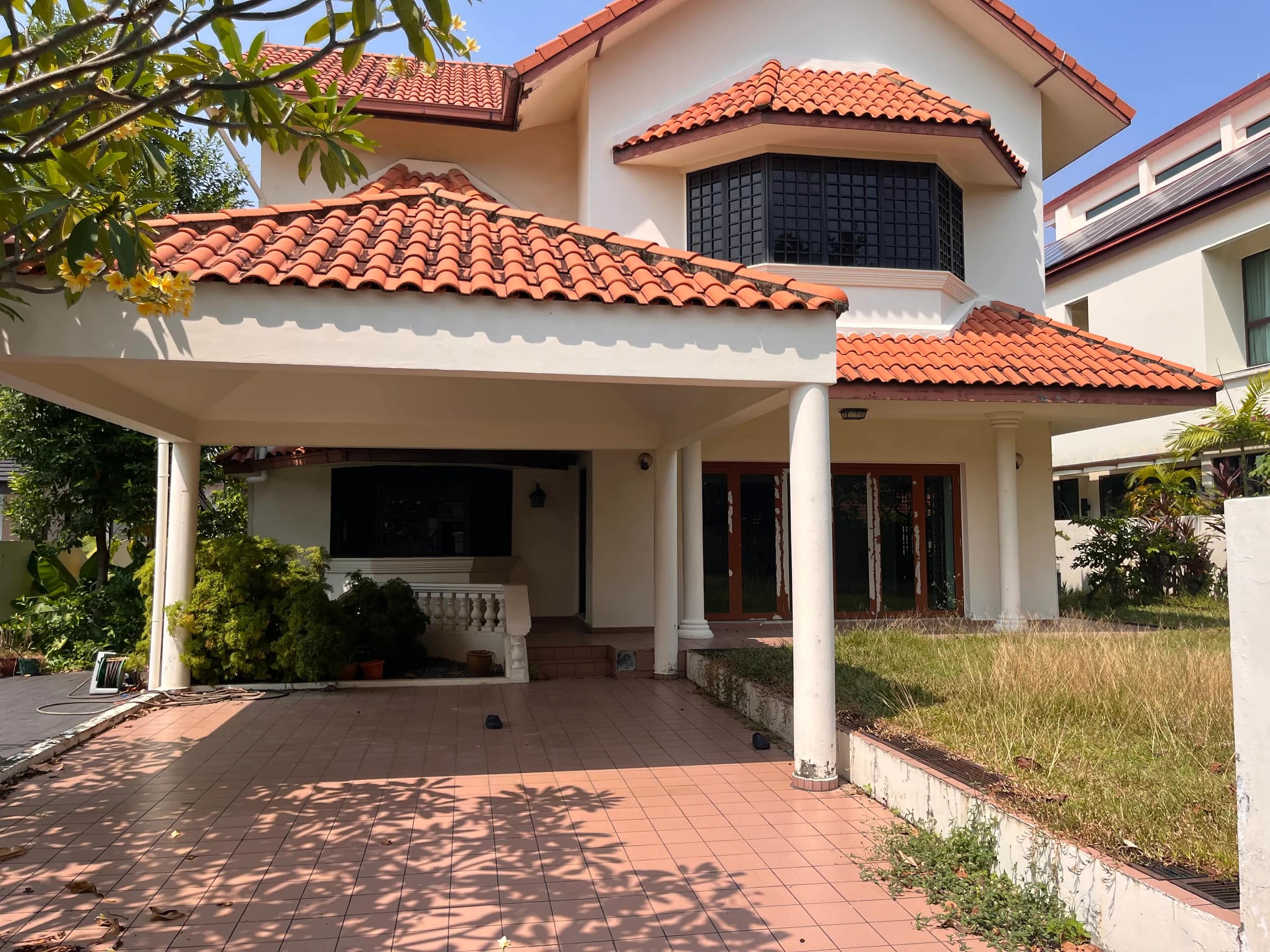 The existing house at Lakme Street on the site visit, before redevelopment.